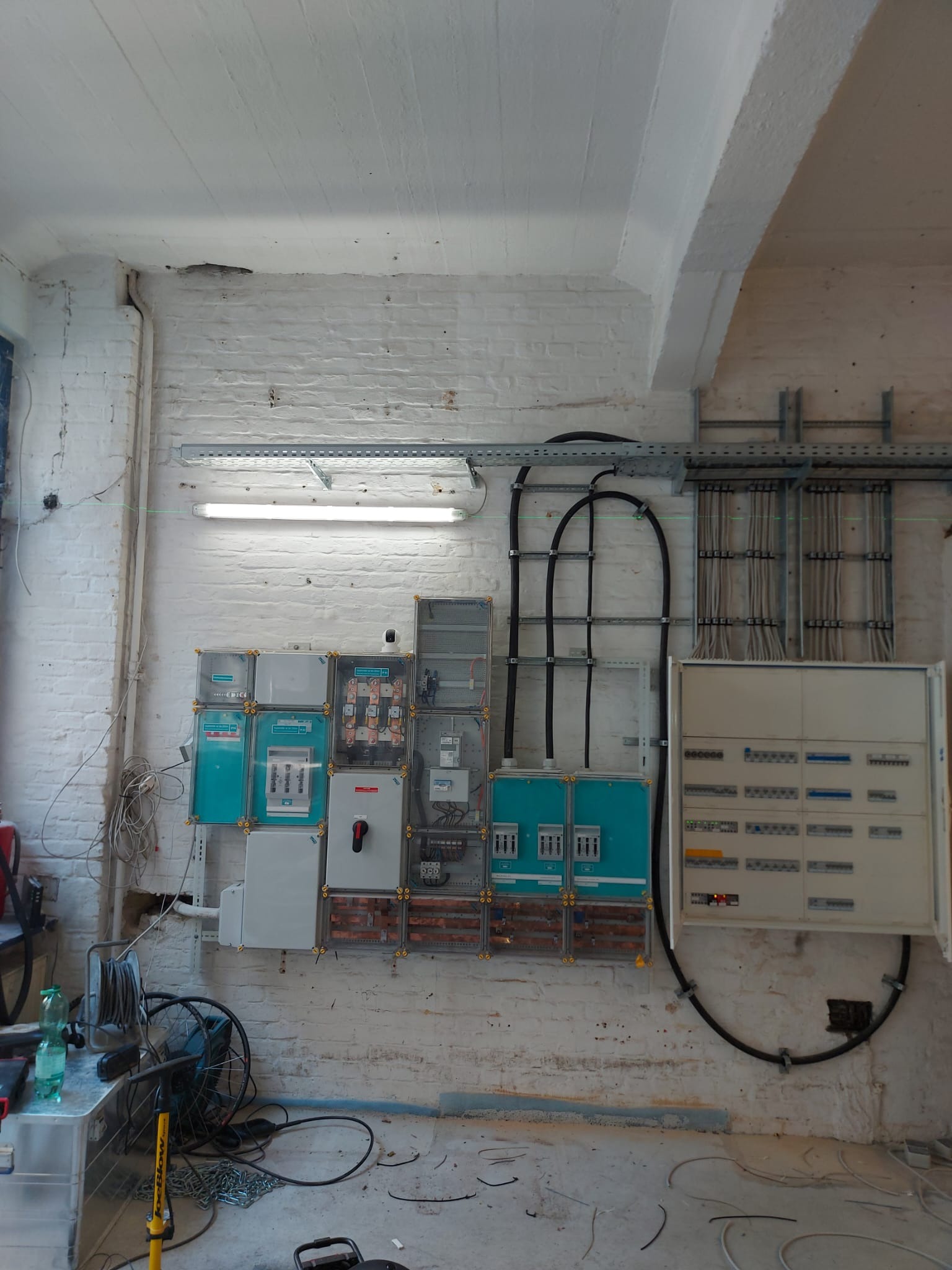 głównie zasilanie kamienica