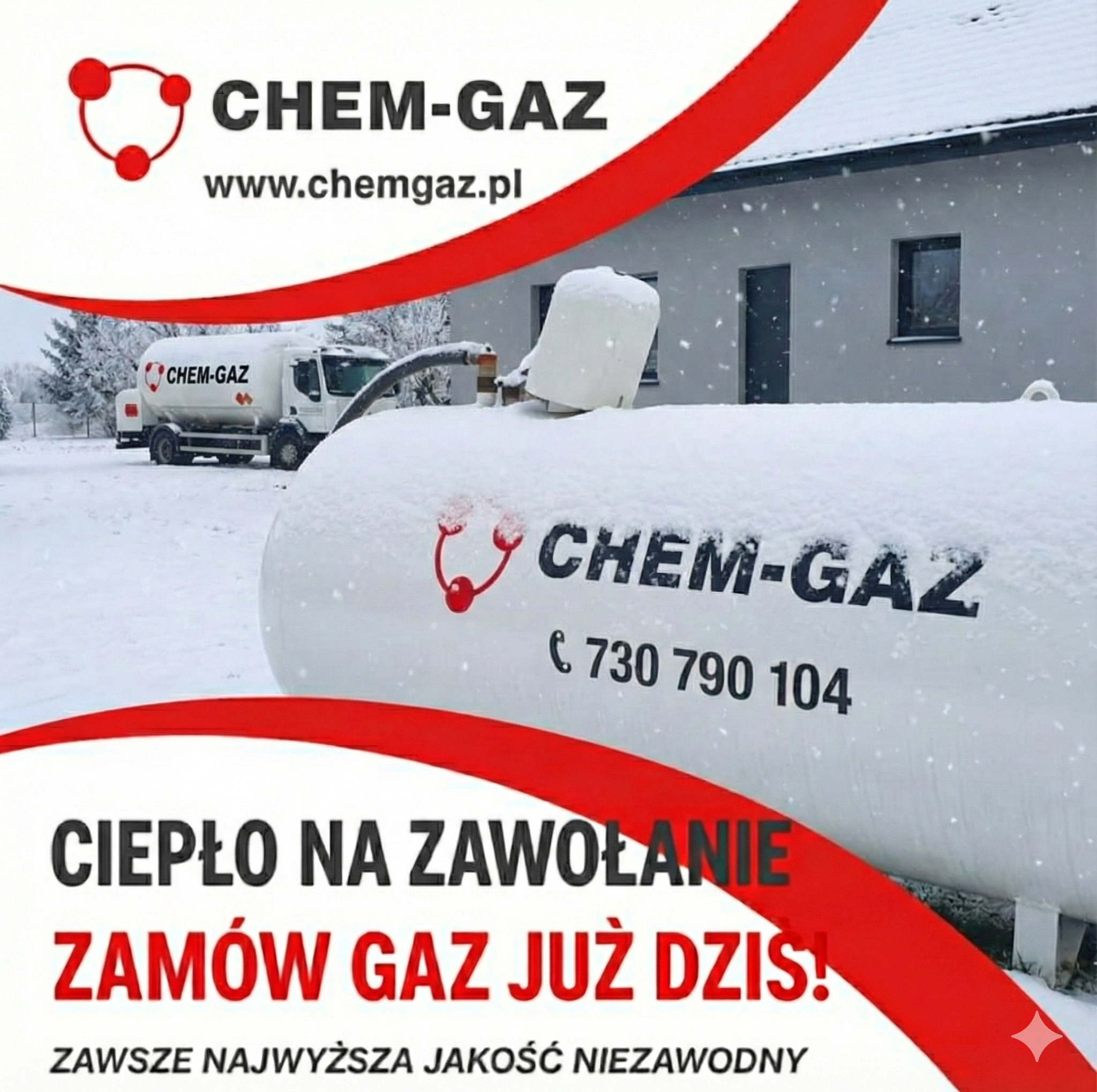 Ośnieżony zbiornik gazu Chem-Gaz z logo i numerem telefonu na tle zimowego krajobrazu i budynku. W tle widoczny samochód dostawczy Chem-Gaz.