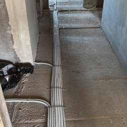 Ułożenie przewodów.