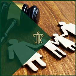 Sprawy rodzinne

Oferuję pomoc w sprawach dotyczących rozwodów, podziału majątku, ustalenia alimentów oraz kontaktów z dziećmi, dbając o dobro wszystkich zaangażowanych stron.