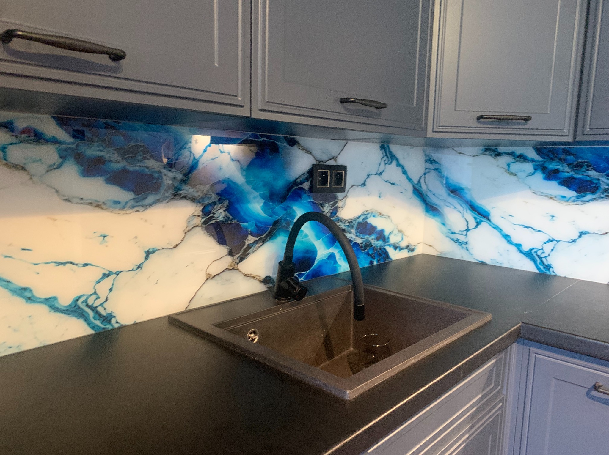 Szkło z grafiką. Żywe kolory