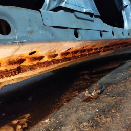 PT Car - Przed piaskowaniem mi usunięciu korozji.