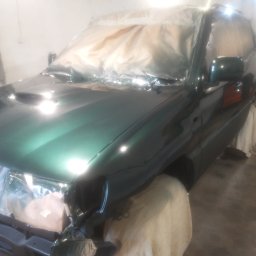 PT Car - Nissan Terrano polakierowaniu kolor zielona perła.