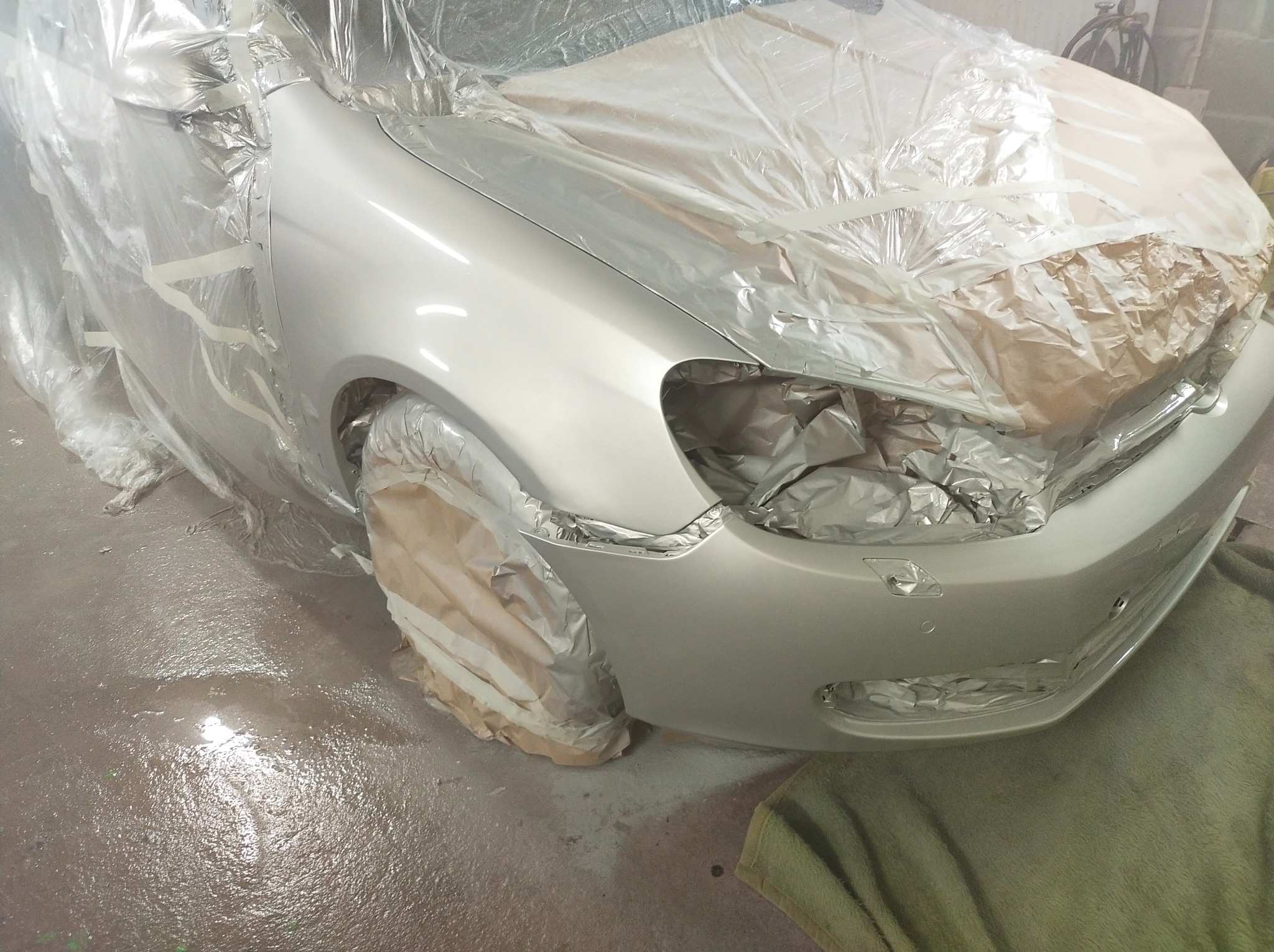 Polakierowanie zderzaka i błotnik