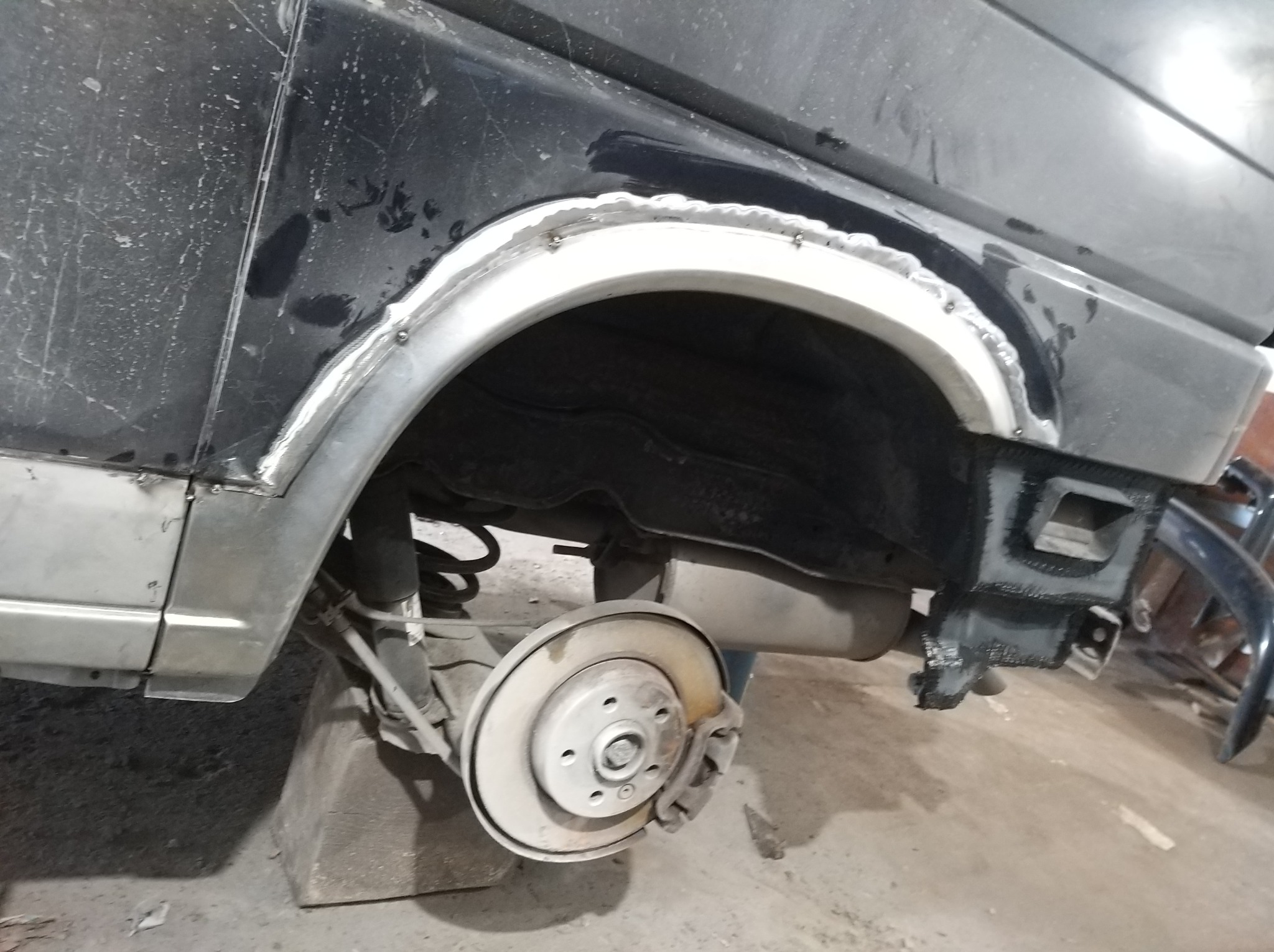 Spawanie reperaturki nadkola