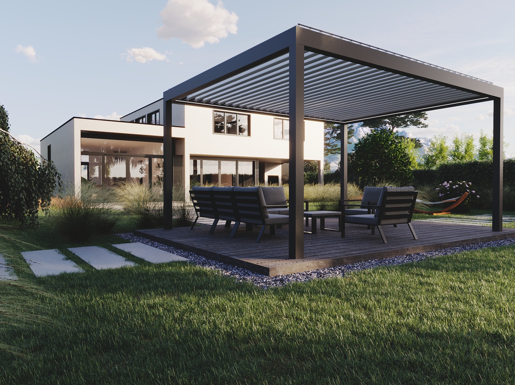 Nowoczesna, minimalistyczna pergola z metalu w kolorze grafitowym, z lamelami, na drewnianym tarasie. W tle dom z dużymi oknami i zielony ogród.