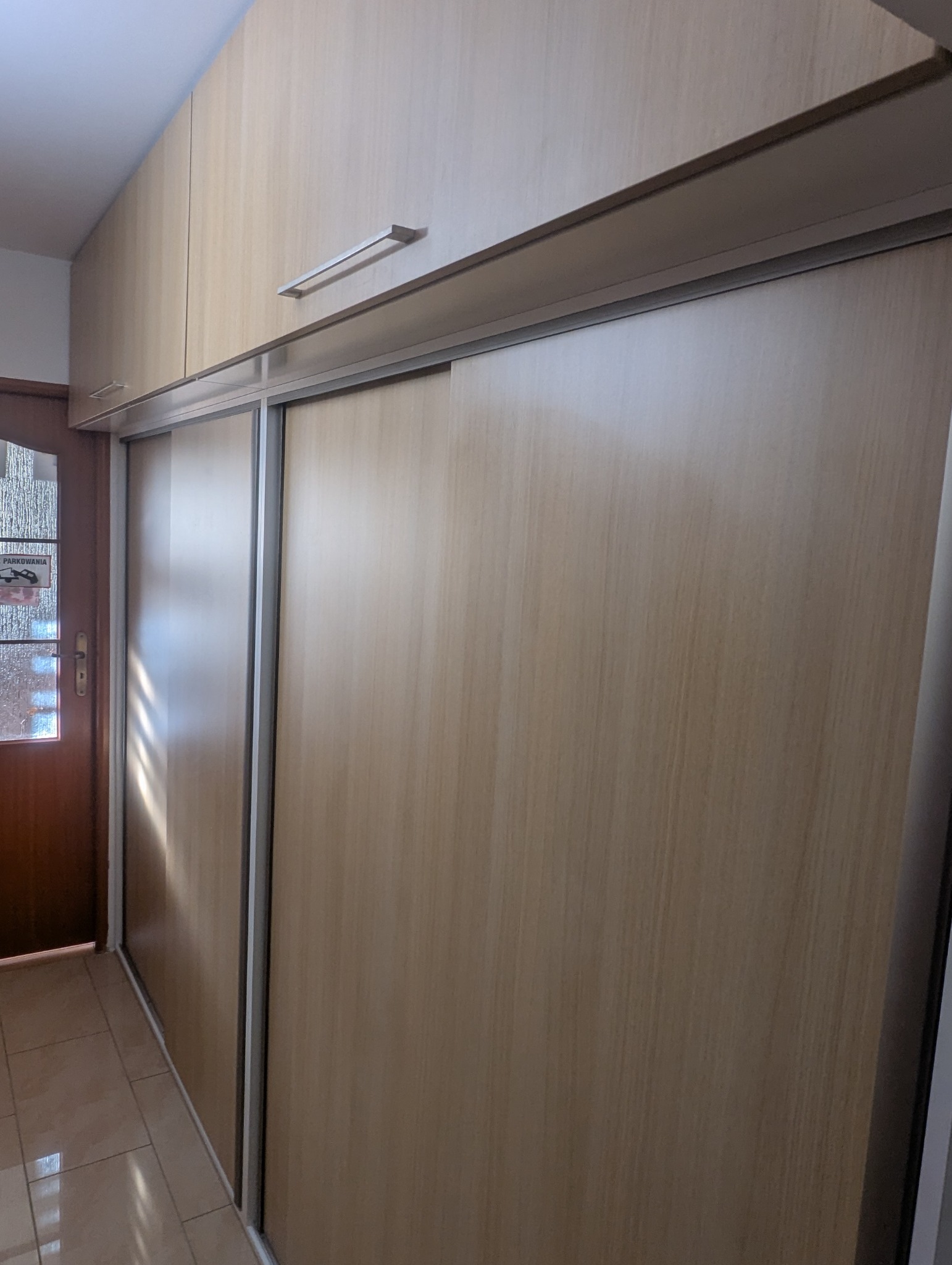 Zabudowa wnęki korytarza