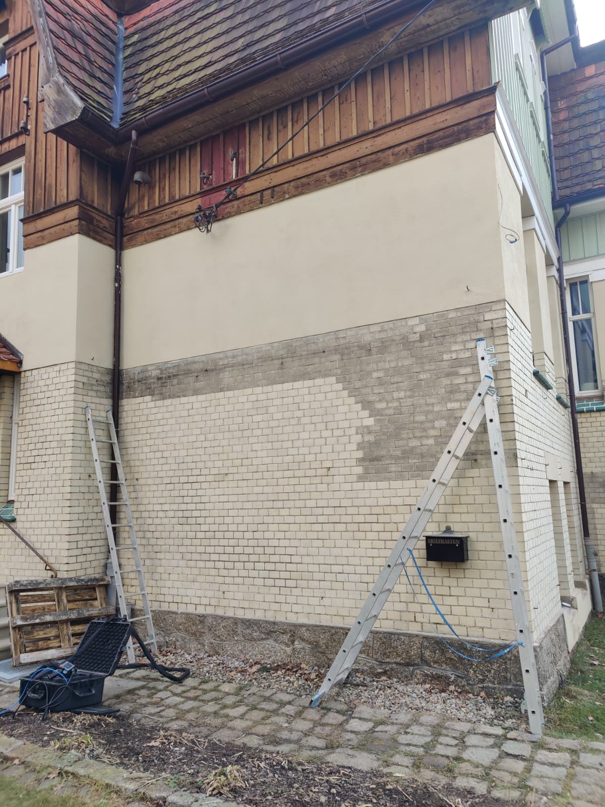 Czyszczenie laserowe cegły klinkierowej (3)