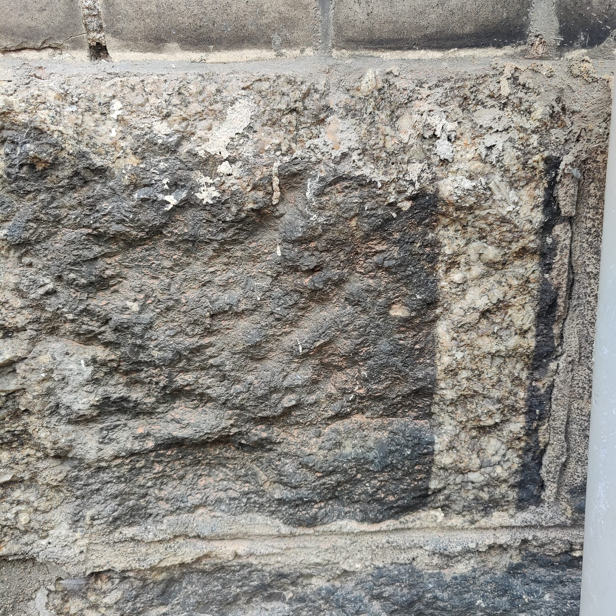 Czyszczenie laserowe granitu