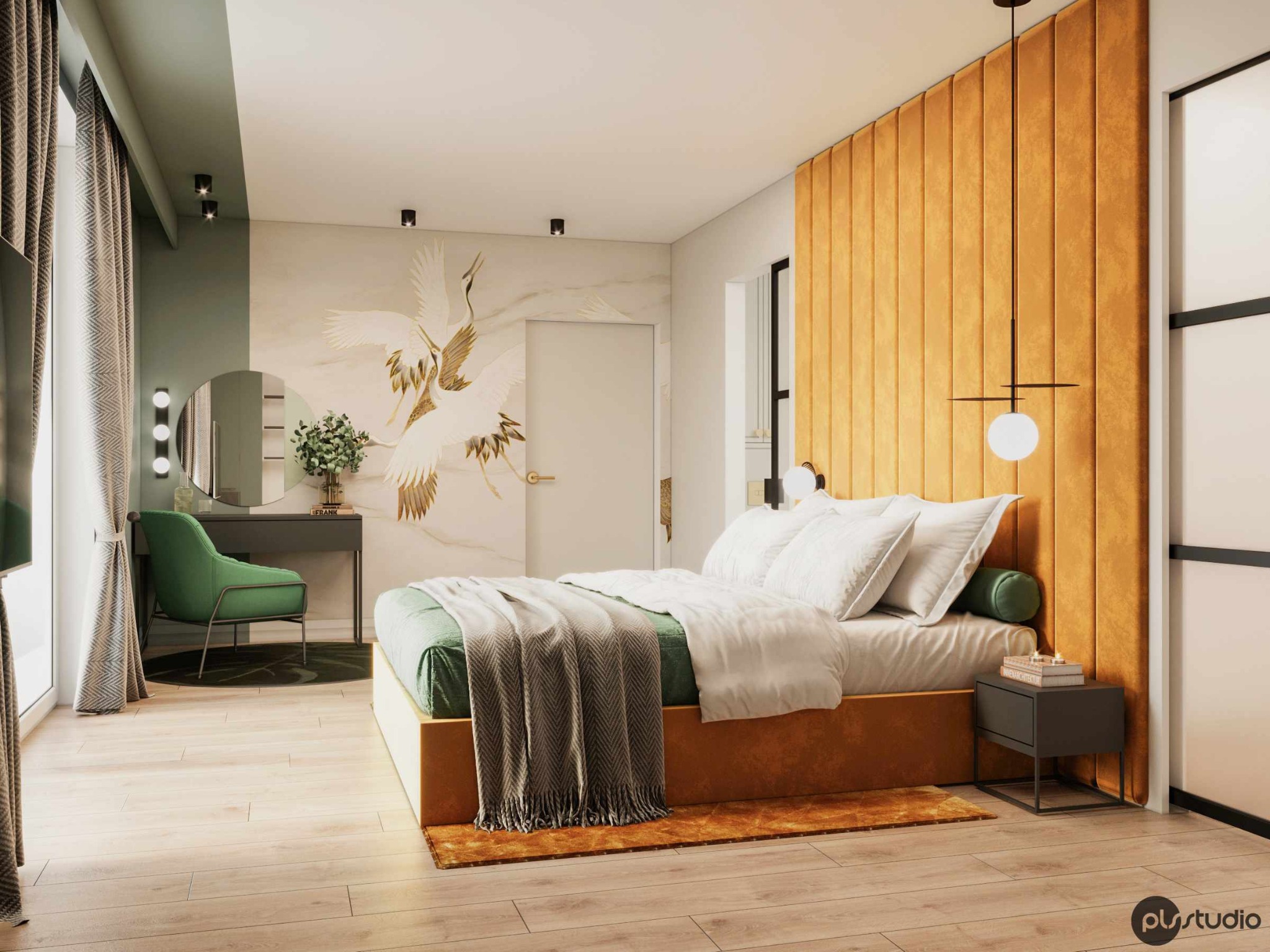 Nowoczesna sypialnia z łóżkiem na podwyższeniu, panelem ściennym w kolorze musztardowym i tapetą z motywem żurawi. Zielone akcenty w postaci krzesła i narzuty.
