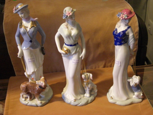 Sprzedam figurki dam porcelanowych