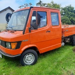 Prywatna - Ładowność 1,2 T skrzynia 2x3 m kabina 7 osób