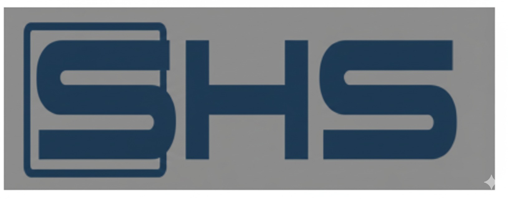 Logo SHS: stylizowana litera S w kwadracie i napis SHS w granatowej kolorystyce na szarym tle. Proste, geometryczne kształty.