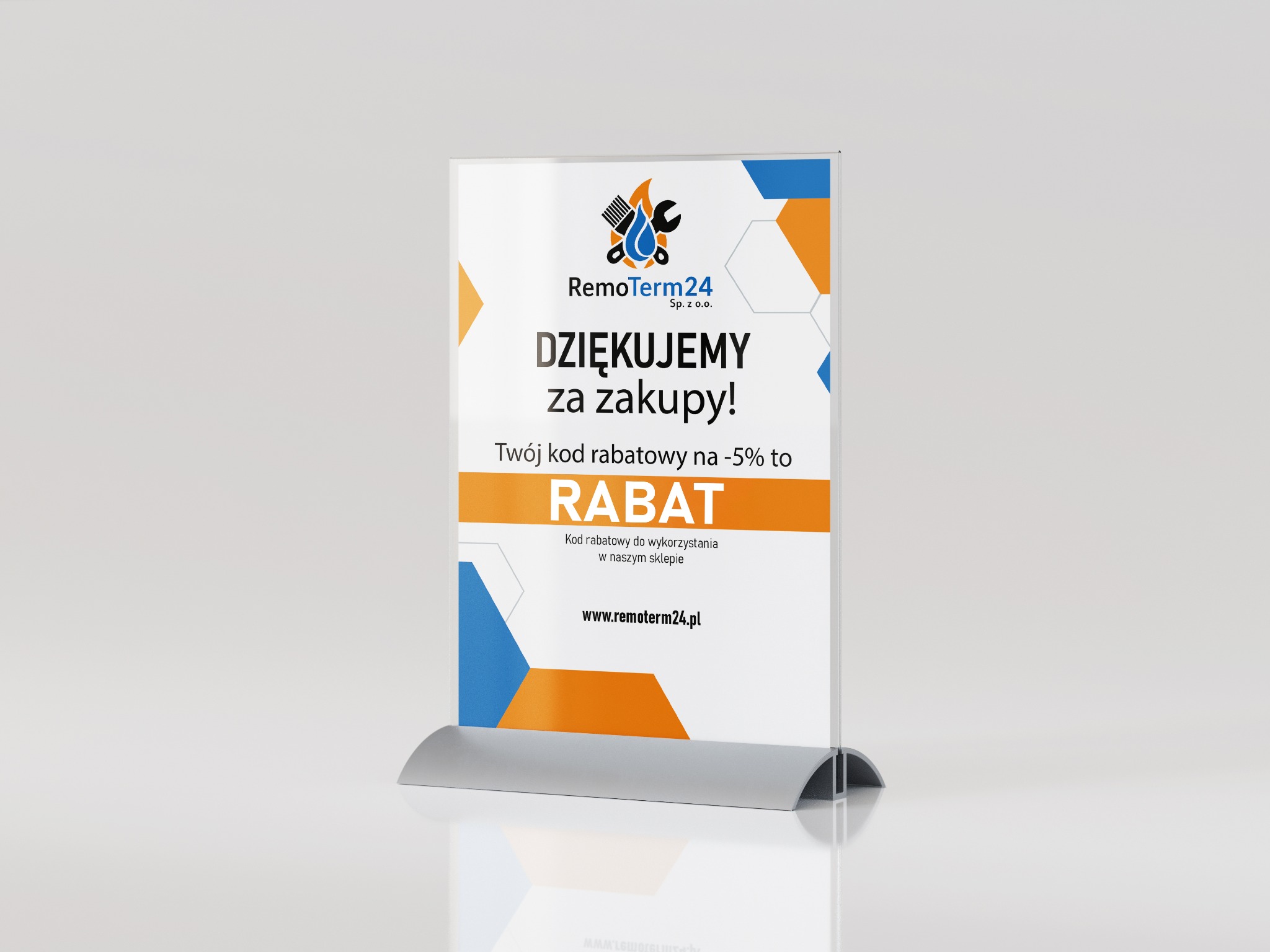 Stojak reklamowy z podziękowaniem za zakupy i kodem rabatowym -5% firmy RemoTerm24, umieszczony na białym tle. Grafika w kolorach pomarańczowym i niebieskim.