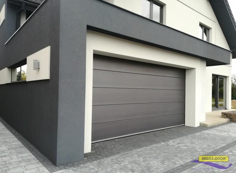 Brama segmentowa Antracyt