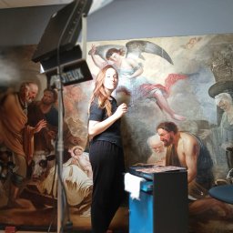 Konserwacja wielkoformatowych obrazów olejnych.