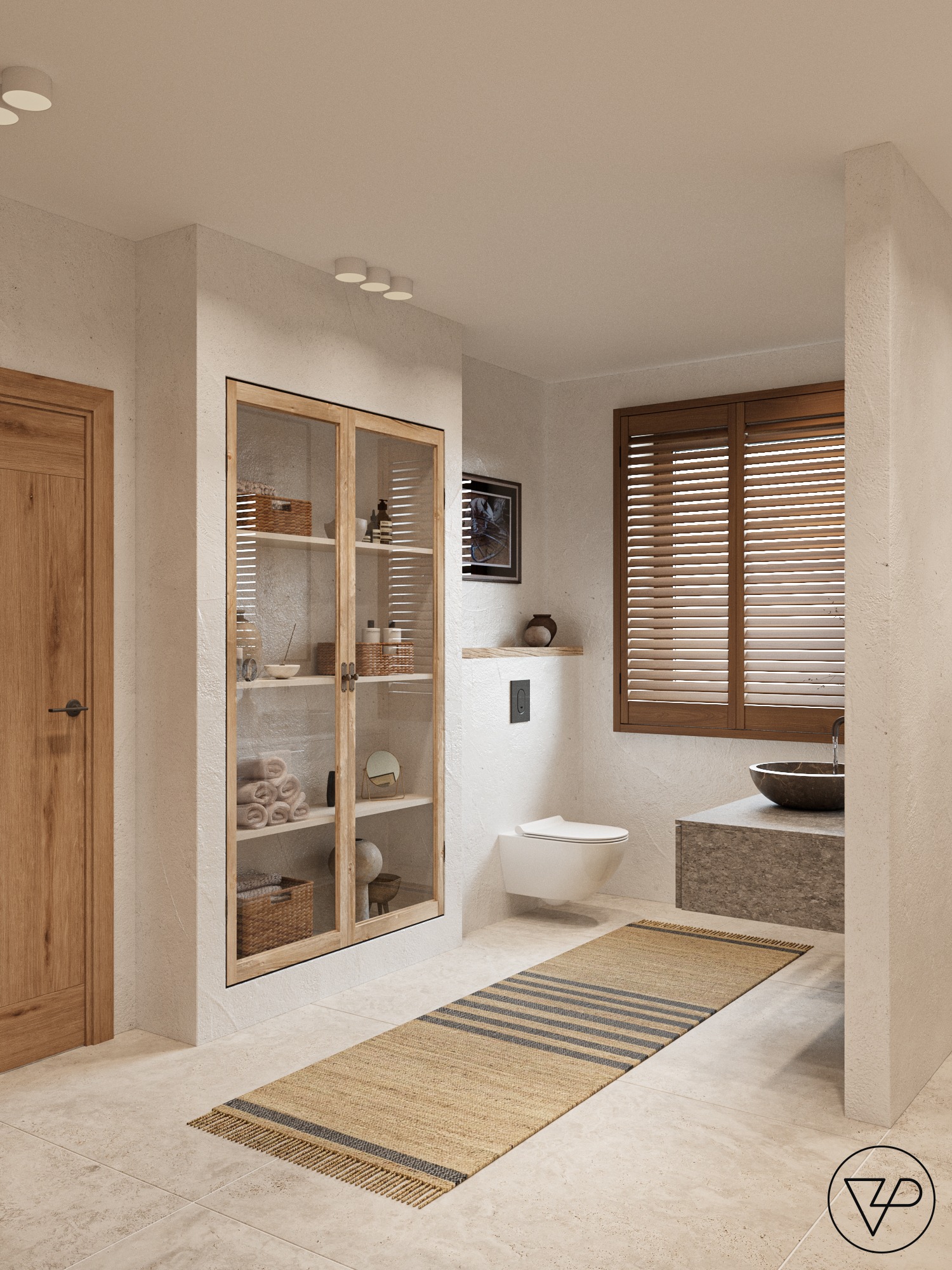 Jasna łazienka w stylu rustykalnym z drewnianą szafką, beżowym dywanikiem i umywalką z kamienia. Okno z drewnianymi żaluzjami i minimalistyczna toaleta podnoszą walory estetyczne.