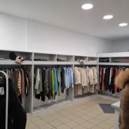 Zabudowa sklepu odzieżowego w Koszalinie