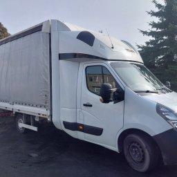 Transport busem Września 2