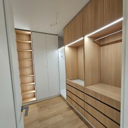 Szafy wnękowe Legionowo 1