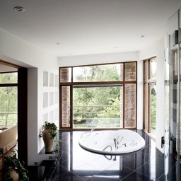 Koordynacja prac wykończeniowych oraz dobór wykonawców.