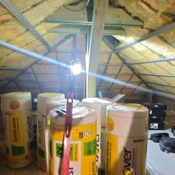 My się wełny nie boimy :) izolacja poddasza metoda tradycyjna wełna mineralna +wełna skalna 
