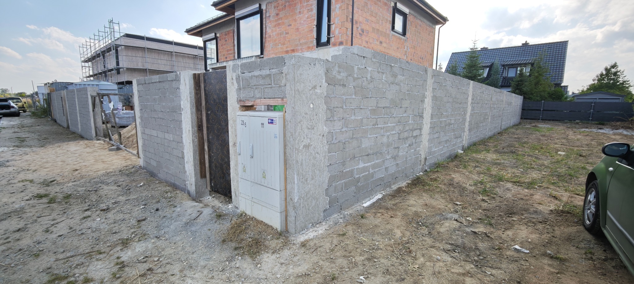 A teraz z innej beczki. ogrodzenie z bloczka fundamentowego 27 palet + wykonanie fundamentów