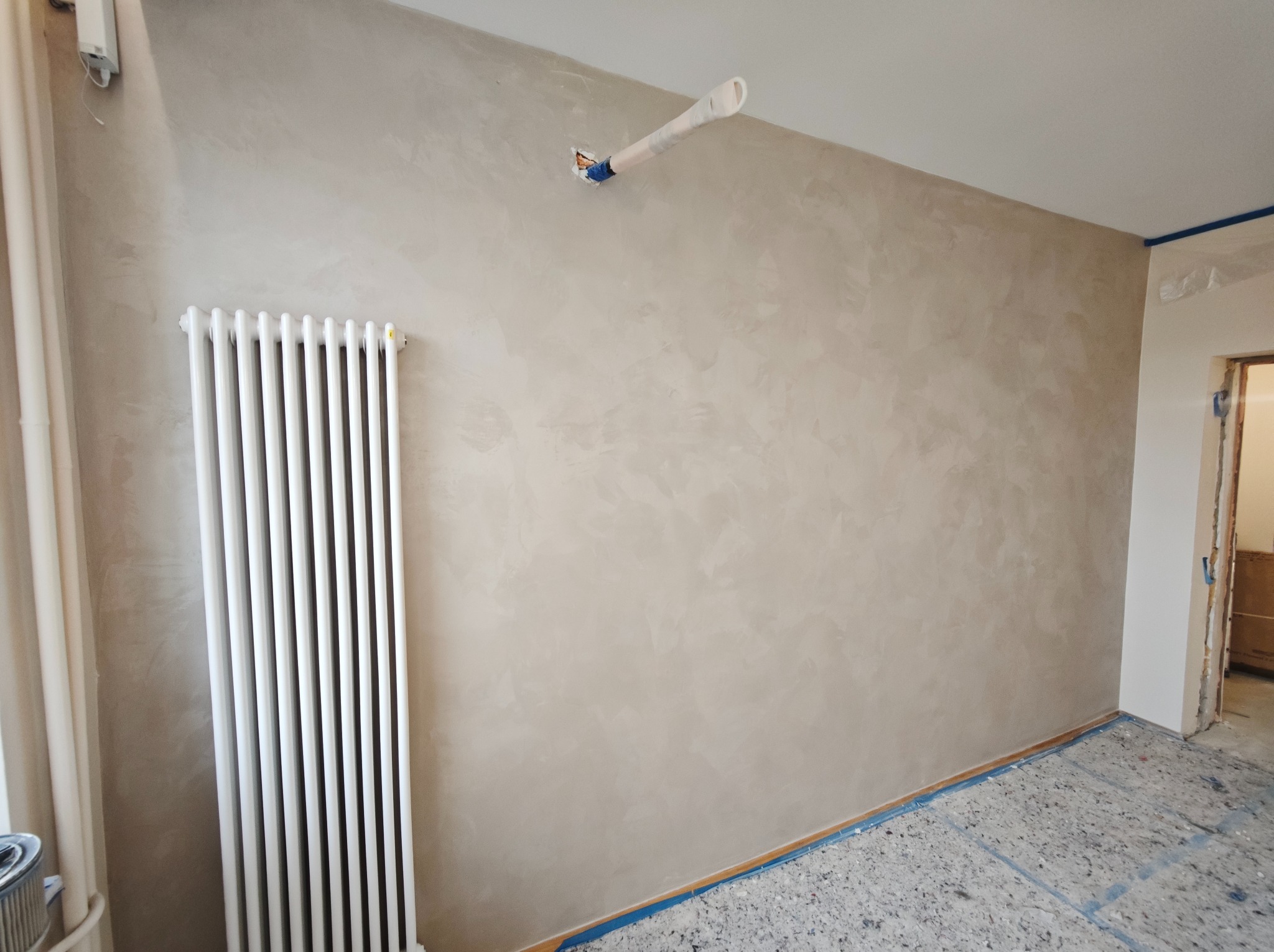 Realizacja w OMJ nieruchomości Wrocław. tynk ozdobny jeger kaszmir