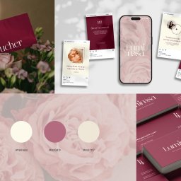 Miodove Design - Zestawienie elementów identyfikacji wizualnej marki: wizytówki, voucher na tle kwiatów, paleta kolorów i mockupy postów na Instagramie w odcieniach bordo i różu.