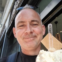 Oleksii Ryzhov - Firma Składająca Meble Wrocław