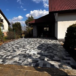 Układanie kostki brukowej Przybradz 1