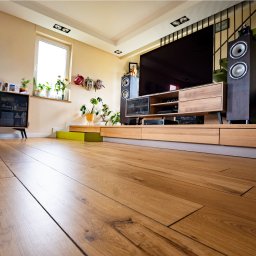 Renowacja deski litej dębowej olejowoskiem Osmo 3062