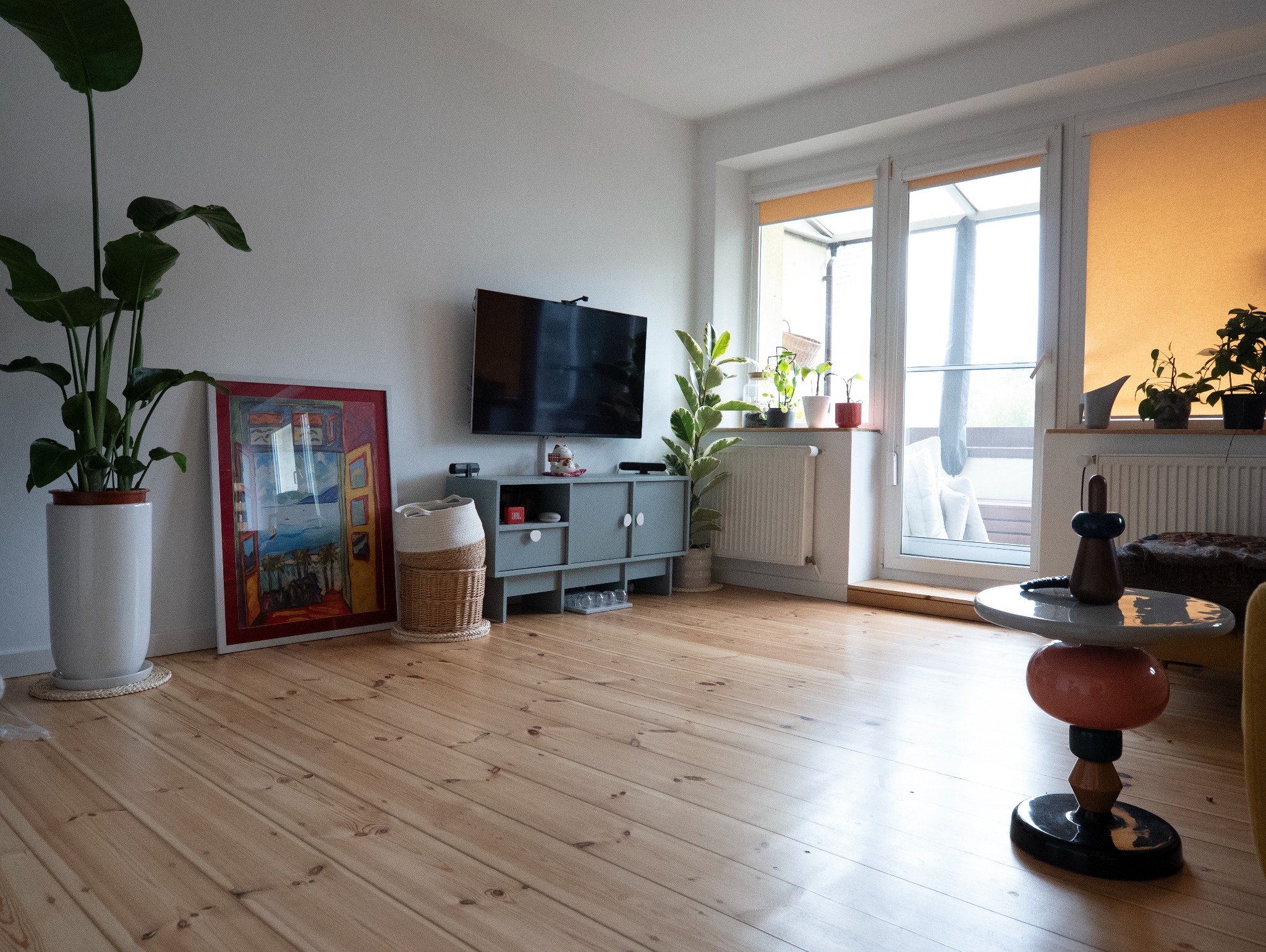 Renowacja 116-letniej podłogi sosnowej w wykończeniu lakier Blanchon Opera satin mat.