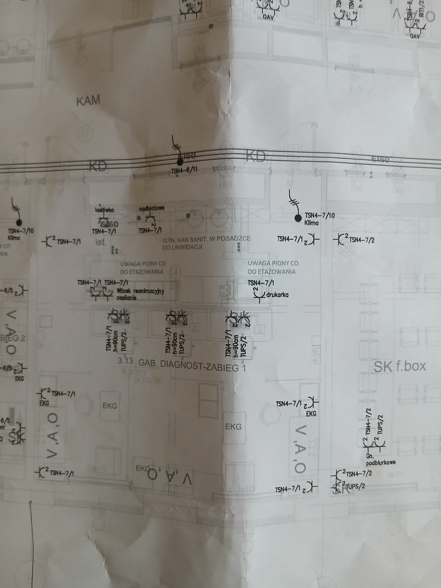 gniazdka, lampy, lany
