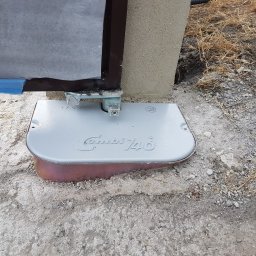 Dream Works Renovations - Montaż bramy