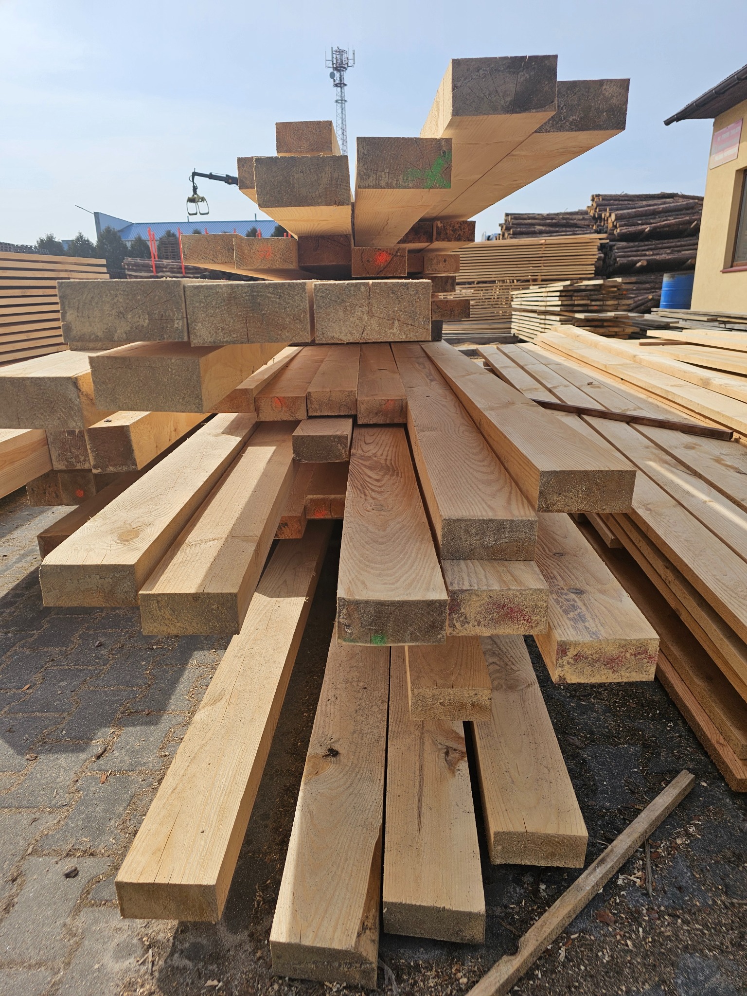 Elementy więźby dachowej. Długości: 2 do 11,5 m Przekroje: 8x8, 10x10, 12x12, 14x14, 16x16