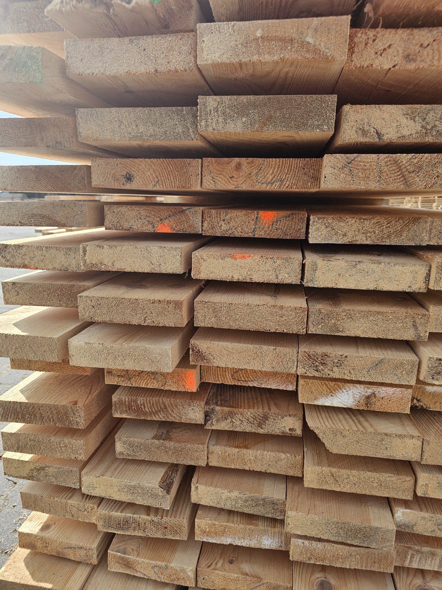 Deska okapowa, podrynnowa Długości: 4,5m Szerokość; 14 | 16 cm Grubość 3,2 cm