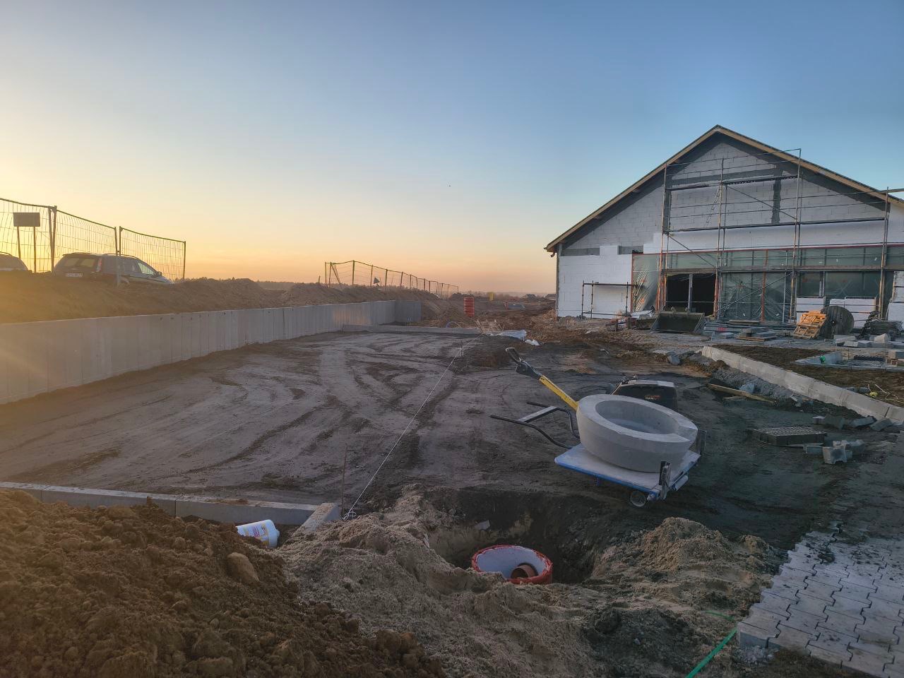 Budowa centrum handlowego