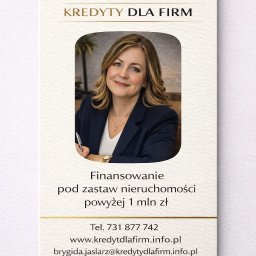 Brygida Jaślarz Pośrednictwo Finansowe - Elegancka wizytówka z portretem kobiety, oferująca finansowanie pod zastaw nieruchomości powyżej 1 mln zł. Złote akcenty i korona nad napisem 'Kredyty dla firm'.