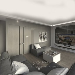 Kristobal Design - Elegancki salon w odcieniach szarości z nowoczesnym telewizorem i minimalistycznymi meblami. Na ścianie obraz z motywem koni. Całość dopełnia subtelne oświetlenie.