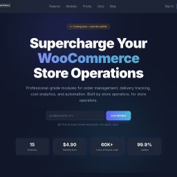 Full Stack Wizard - Landing page z nagłówkiem 'Supercharge Your WooCommerce Store Operations'. Widoczne moduły, cena od $4.90, 60K+ linii kodu, 99.9% uptime. Ciemne tło, nowoczesny design.