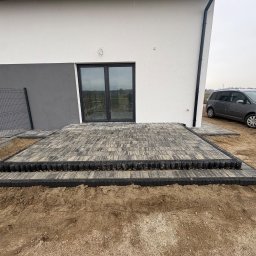 Układanie kostki brukowej Błaszki 1