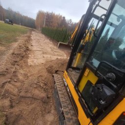 Cyngielkop usługi minikoparka - Układanie kostki granitowej Stasz&oacute;w