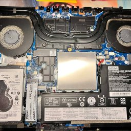 Przegrzewający się laptop, czyszczenie oraz wymiana termopadów i pasty termoprzewodzącej.