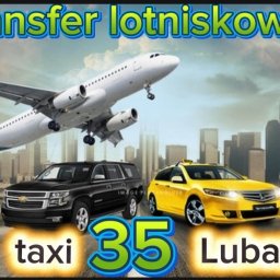TAXI Lubań 35 - Transfer lotniskowy: samolot nad miastem, czarny SUV i żółta taksówka. Napisy PKP, PKS, taxi 35 Lubań. Grafika reklamowa.