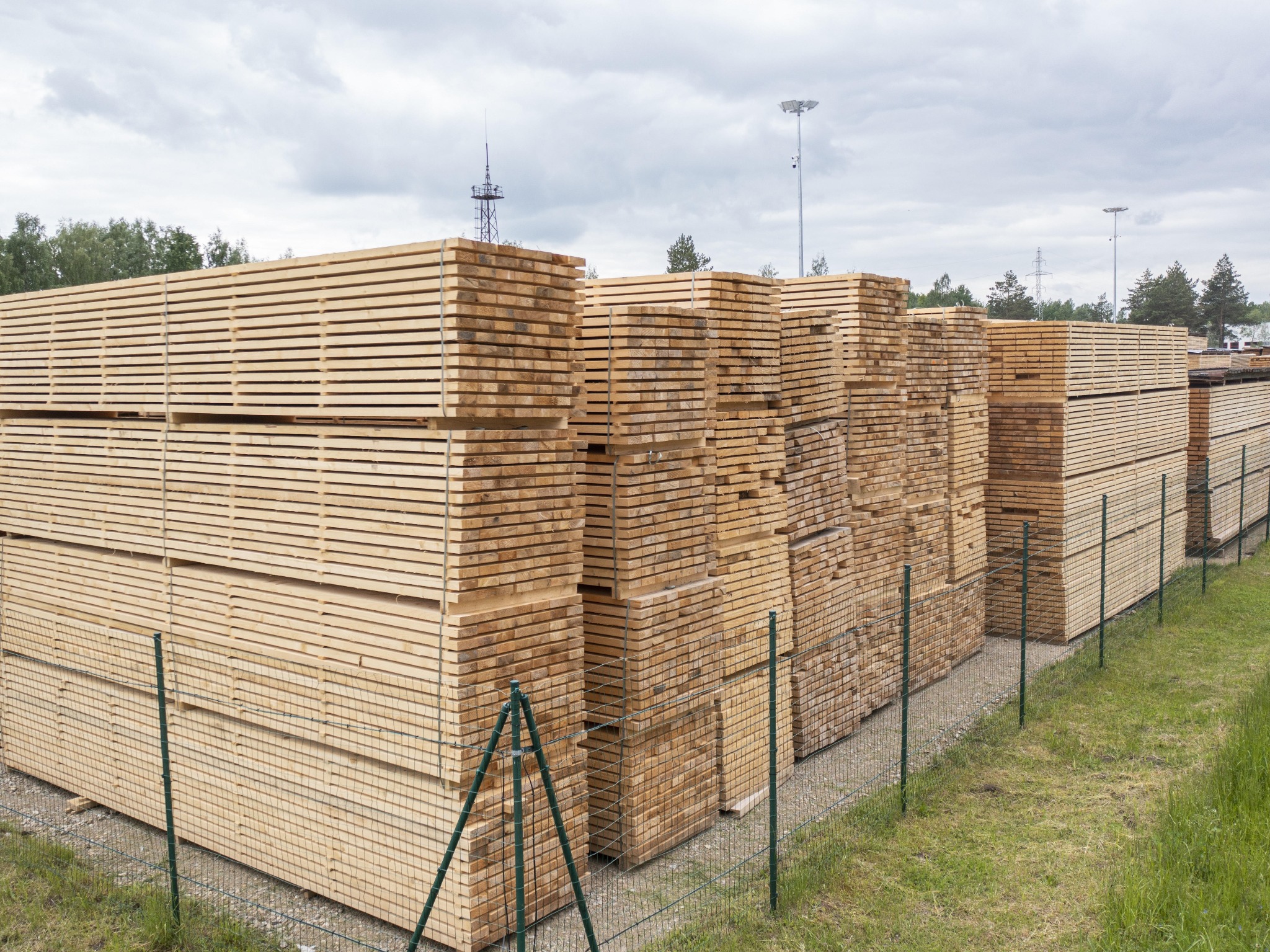 Drewno budowlane 50x100/150/200/250