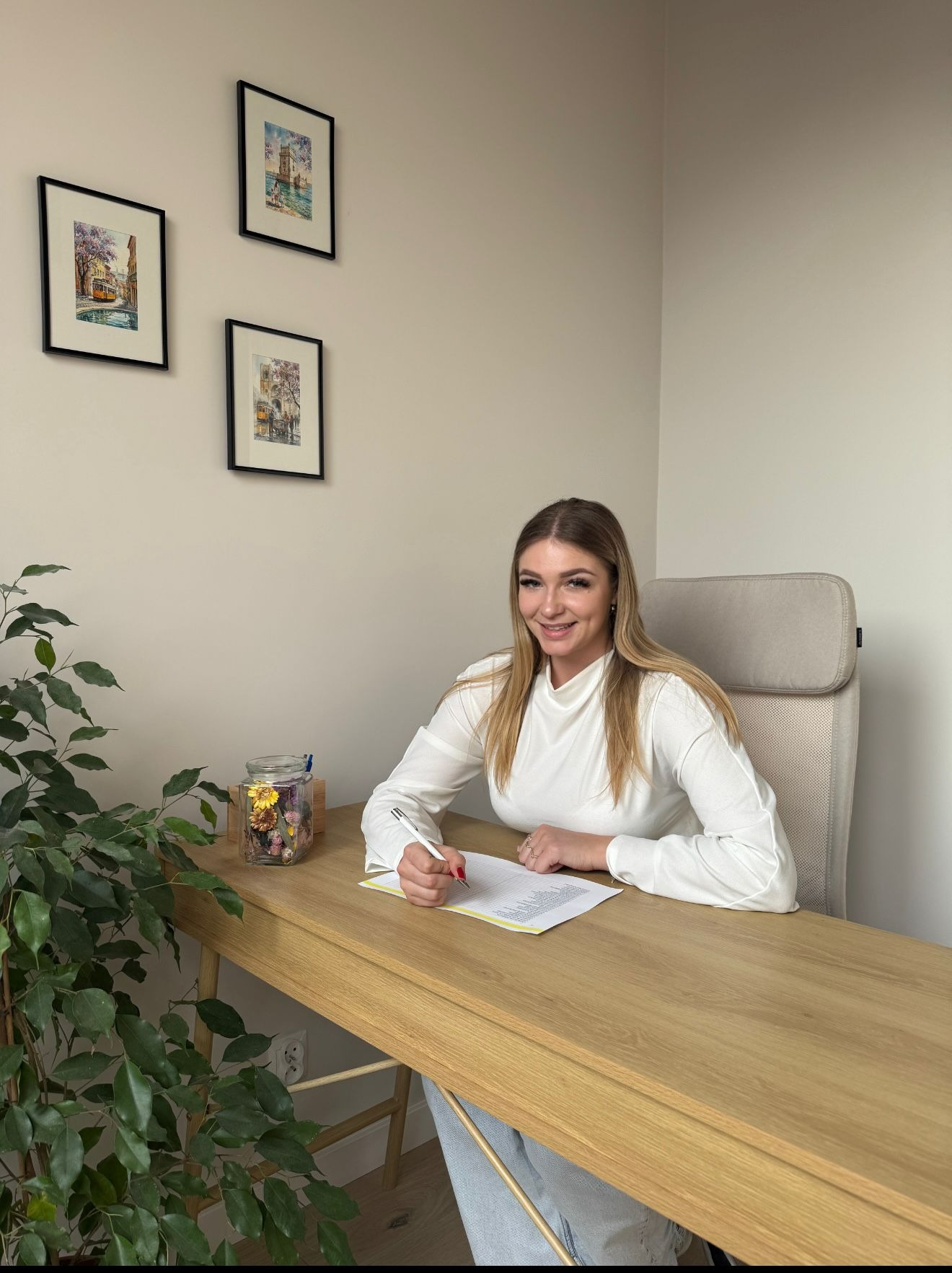 Nicola Mazur, Psycholog, Psycholg kliniczny, neuropsycholog.