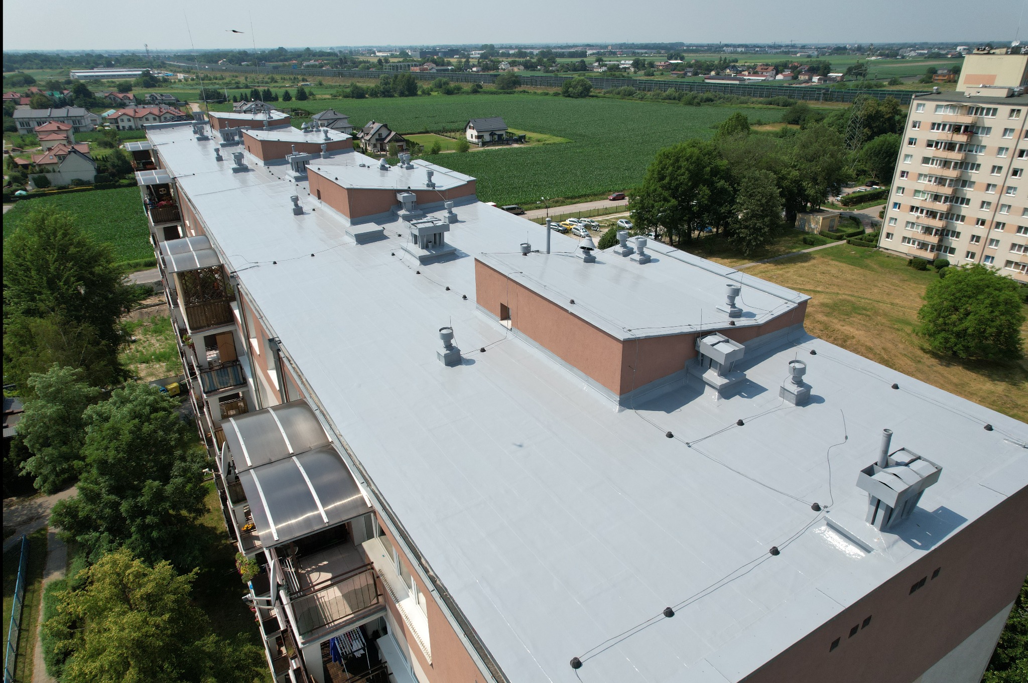 Płynna membrana dachowa na istniejącym pokryciu z papy