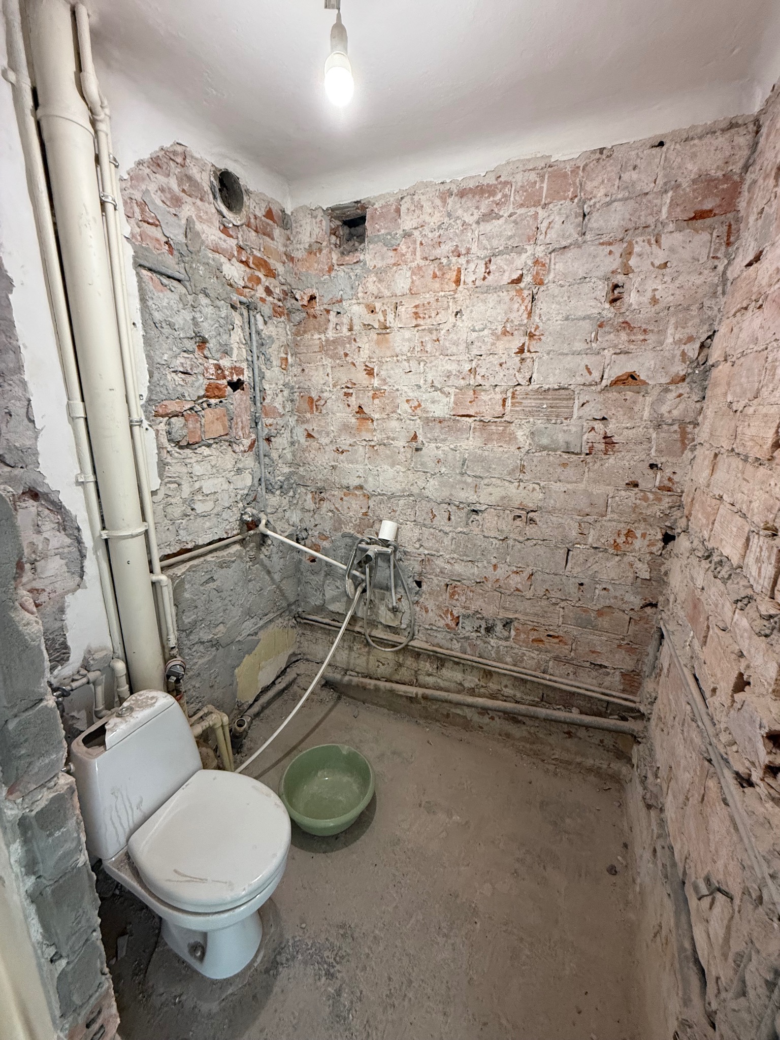 Przygotowanie łazienki do remontu