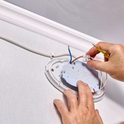 Volodymyr Hrytsyshyn - Oswietlenie